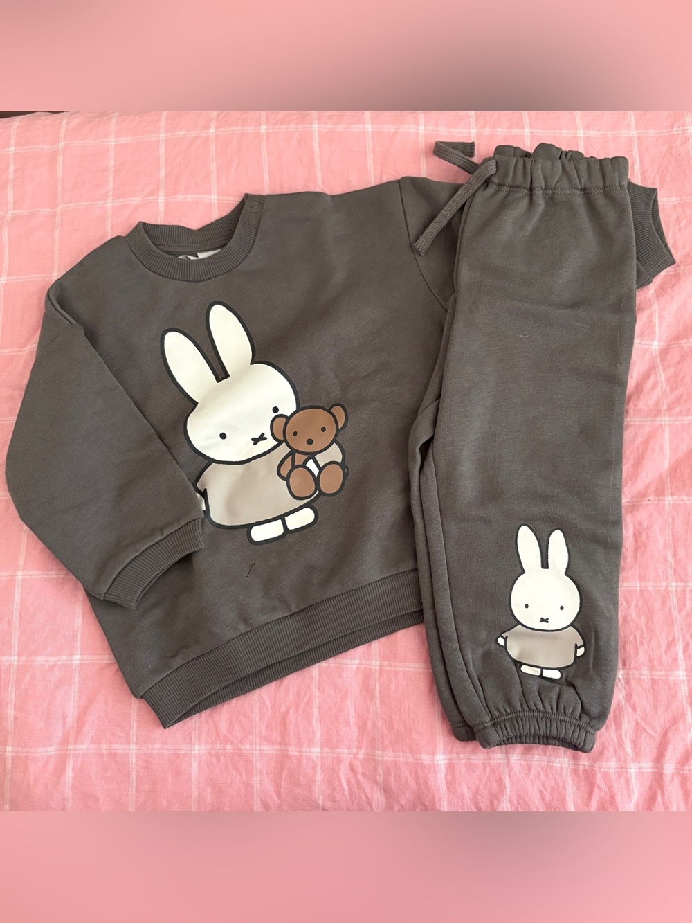 Gray H&M Miffy Graphic Sweatshirt & Joggers Set 12m-18m Baby Toddler